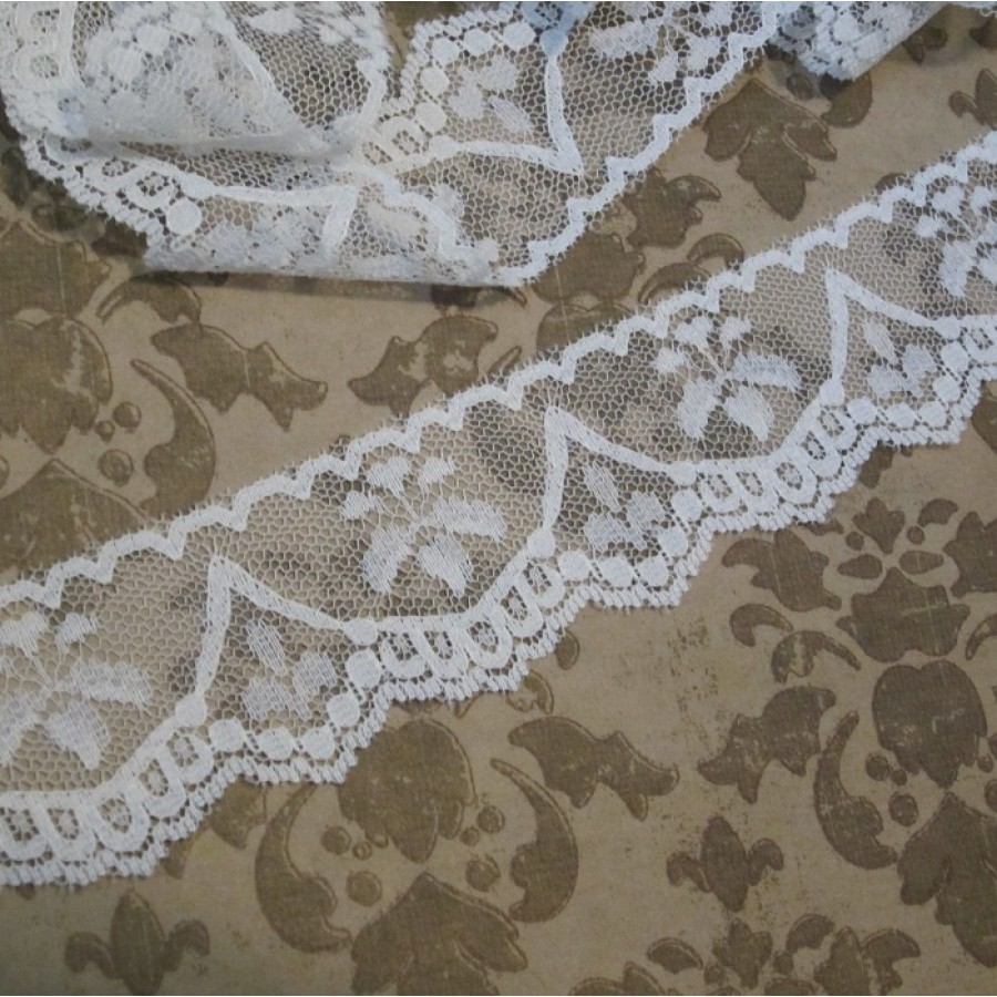 Floral Eyelet Lace w/ Ribbon - 1yd