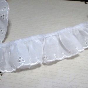 White Ruffled Eyelet Lace - 1yd