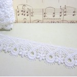 White Floral Loop Venise Lace - 1yd